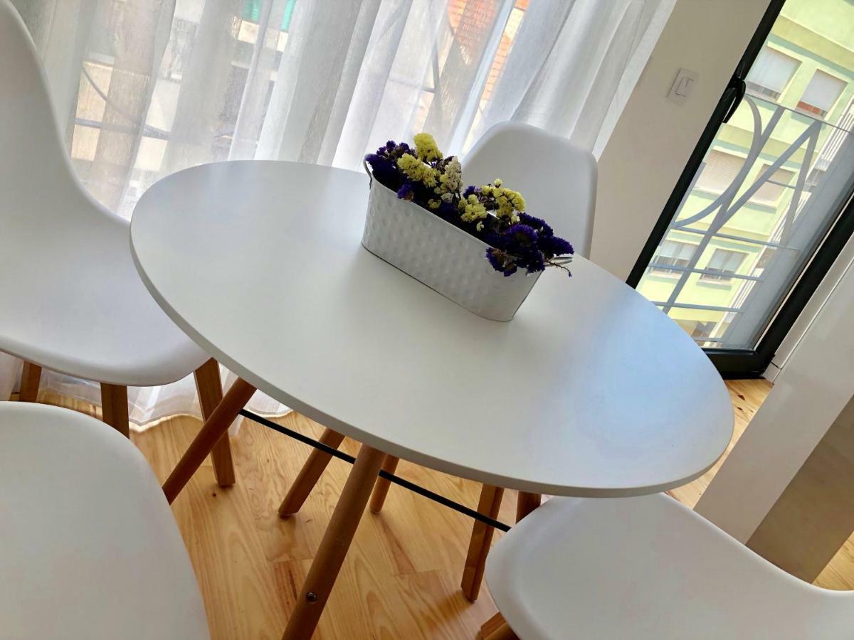 Chung cư 70 m² 1 phòng ngủ, 1 phòng tắm riêng ở Cedofeita Porto Ngoại thất bức ảnh
